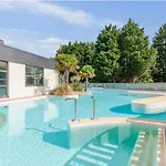 Avec Parking Gratuit - Piscine Et Jeux Apartament