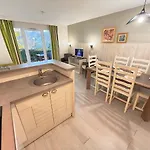Apartament Avec Parking Gratuit - Piscine Et Jeux