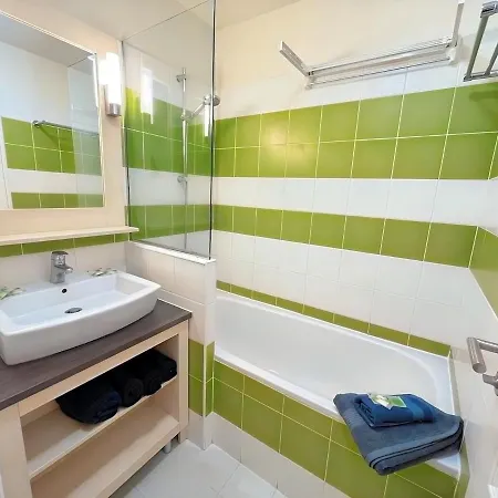 Avec Parking Gratuit - Piscine Et Jeux Apartamento *