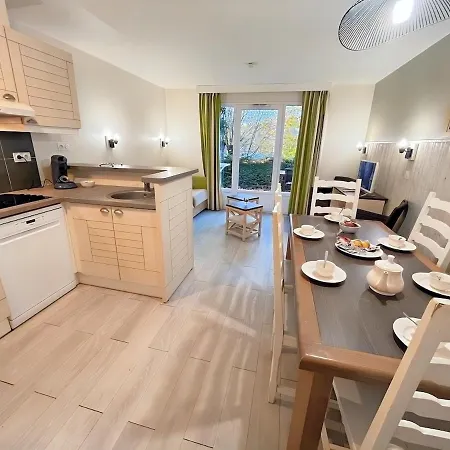 Apartamento Avec Parking Gratuit - Piscine Et Jeux Branville