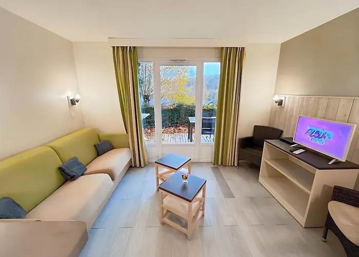 Avec Parking Gratuit - Piscine Et Jeux * Branville