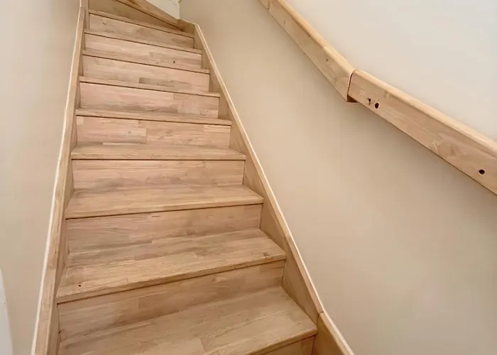 Avec Parking Gratuit - Piscine Et Jeux Branville